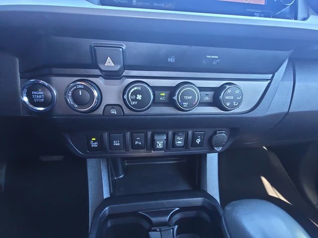 Used 2019 Toyota Tacoma TRD Off-Road image 23