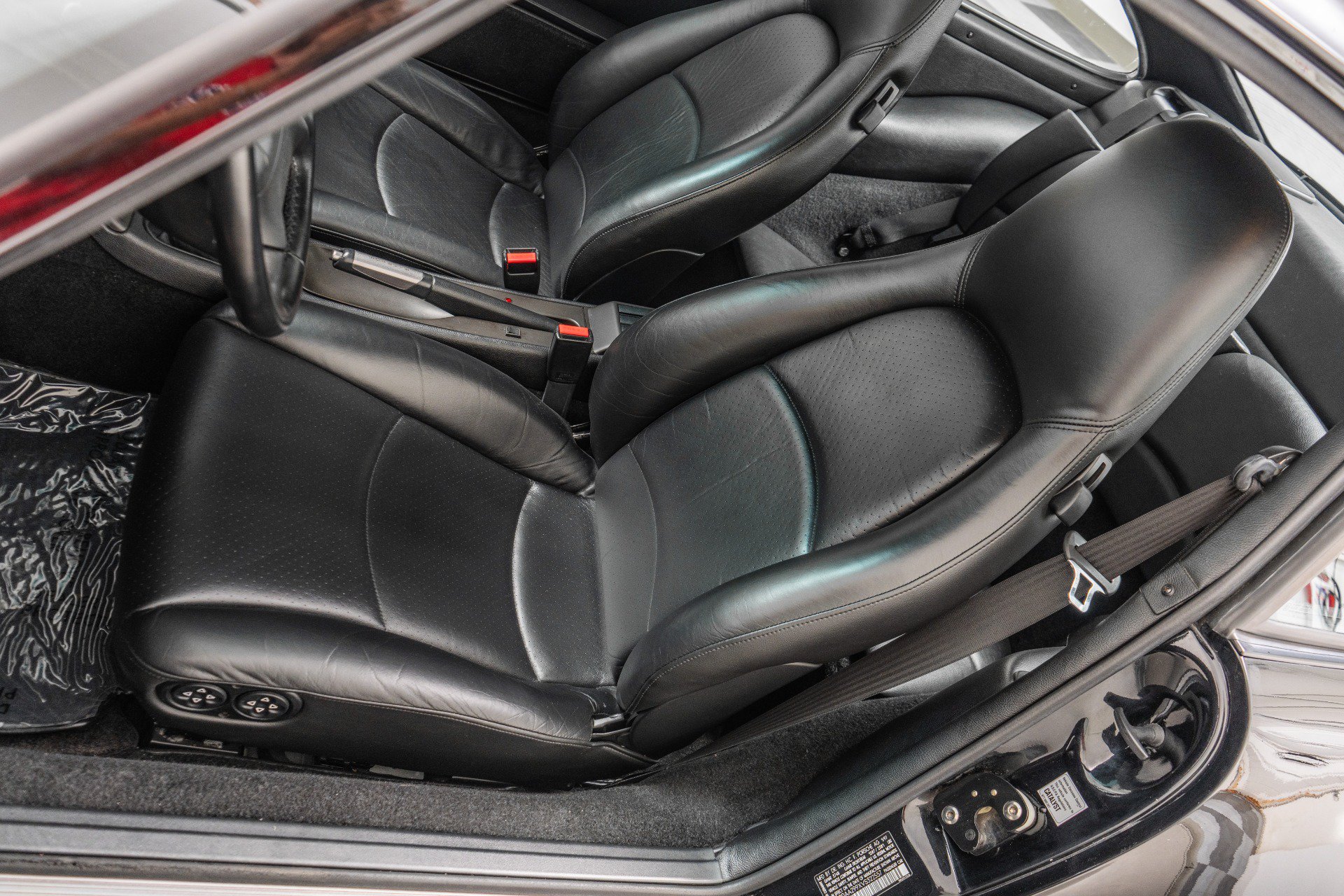 Used 1997 Porsche 911 Carrera S RWD image 23