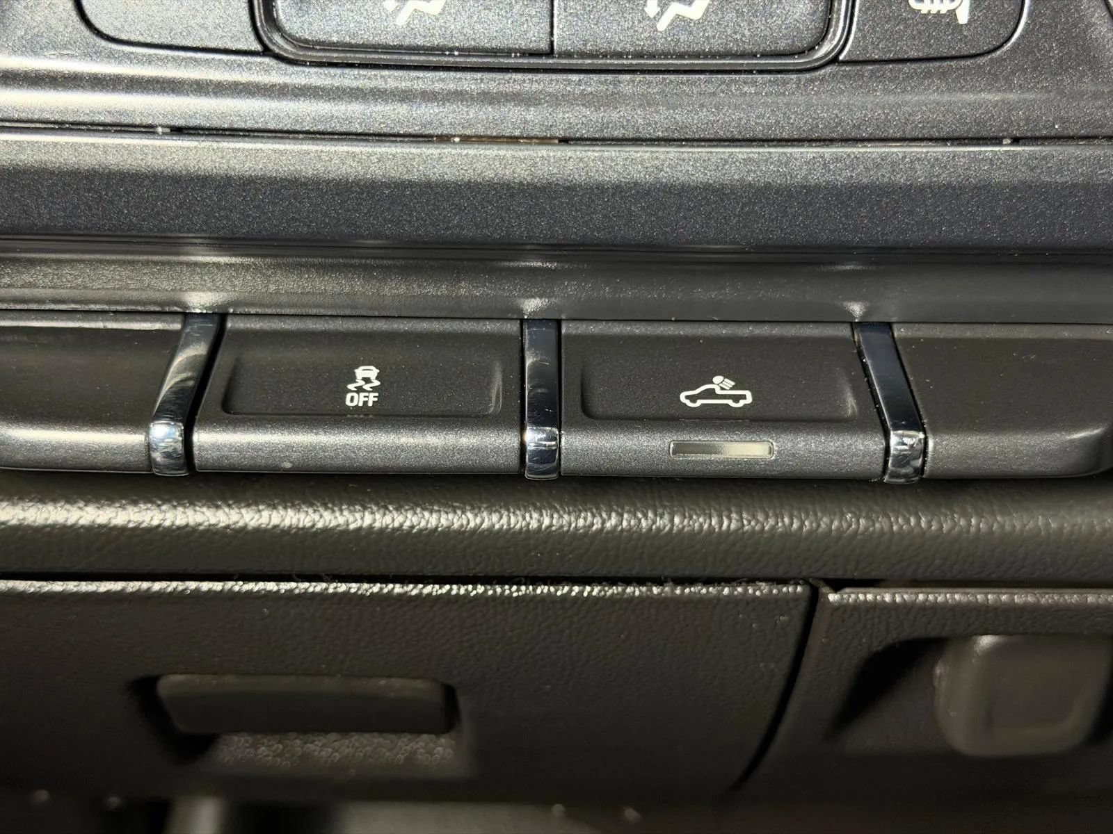 Used 2017 GMC Sierra 1500 2WD Regular Cab image 23