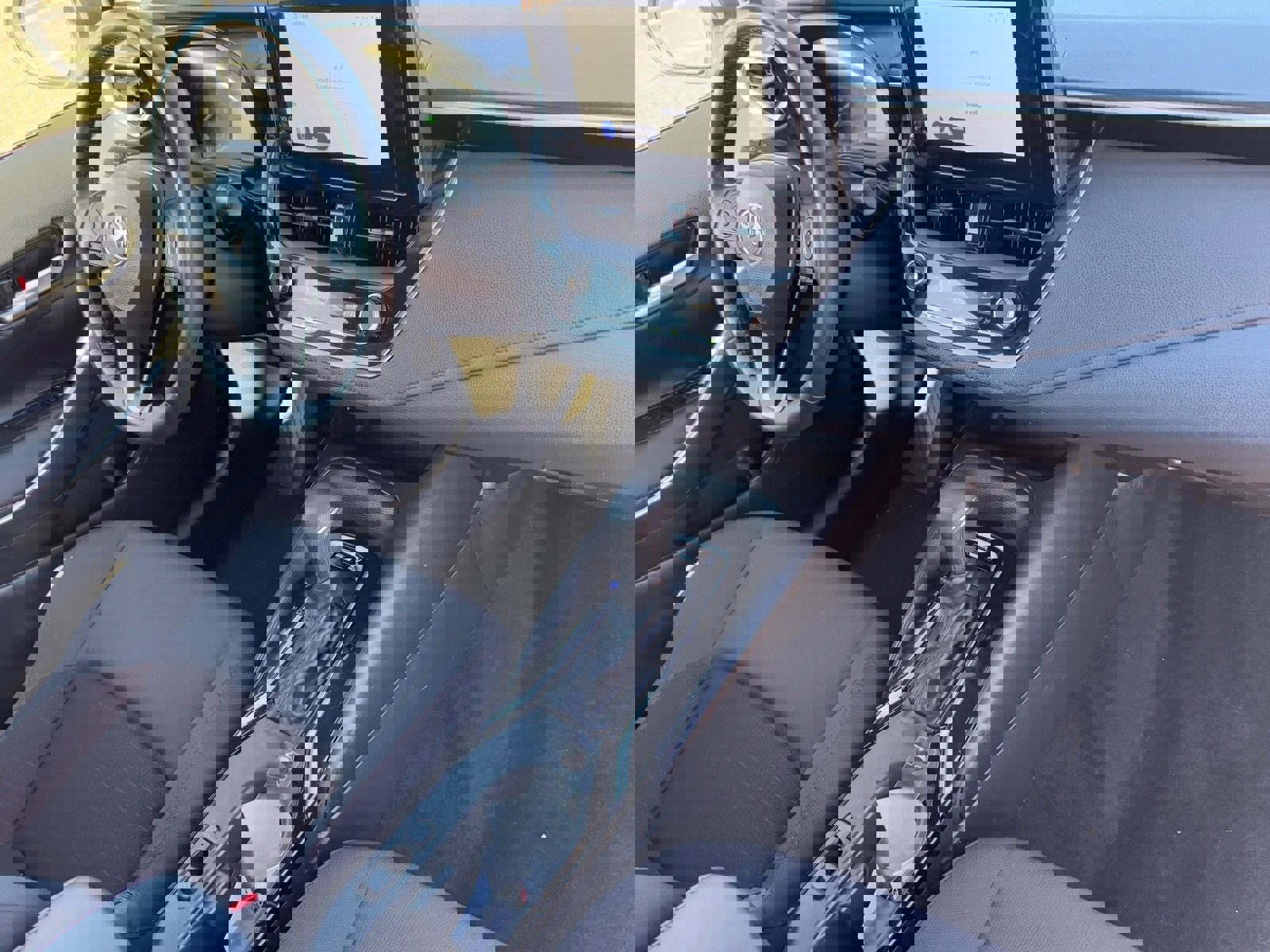 Used 2024 Toyota Corolla SE image 11