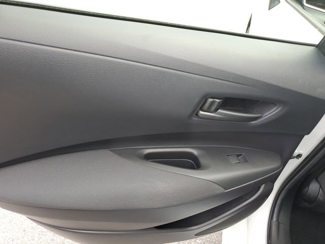Used 2026 Toyota Corolla LE FWD image 15