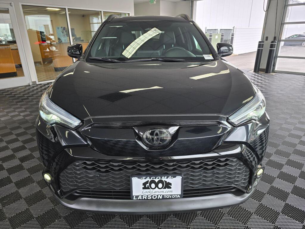 Used 2025 Toyota Corolla Cross AWD Hybrid w/ Convenience Package image 8