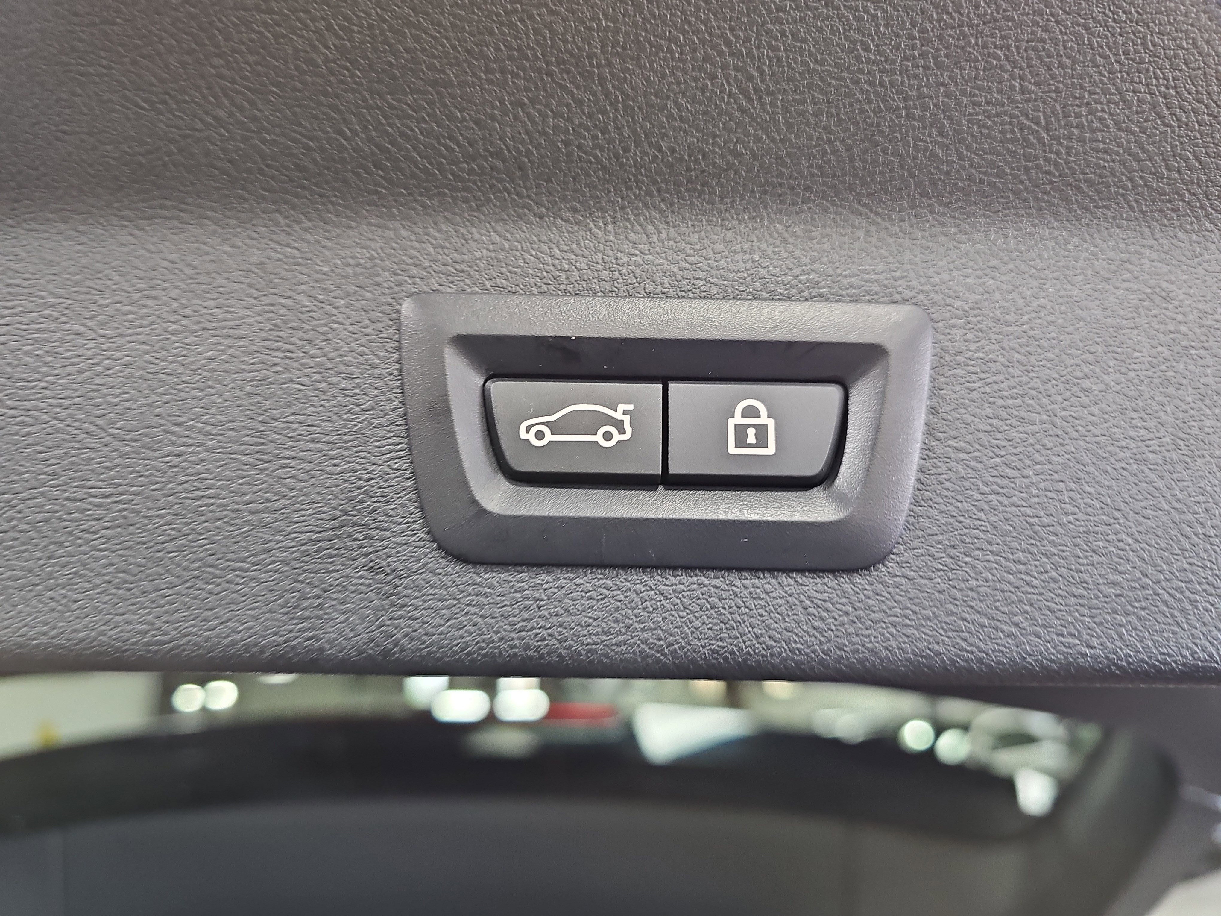 Used 2023 BMW X3 sDrive30i w/ Convenience Package RWD image 14