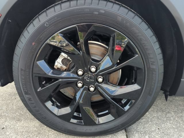 Used 2024 Ford Mustang Mach-E Select AWD/4WD image 9