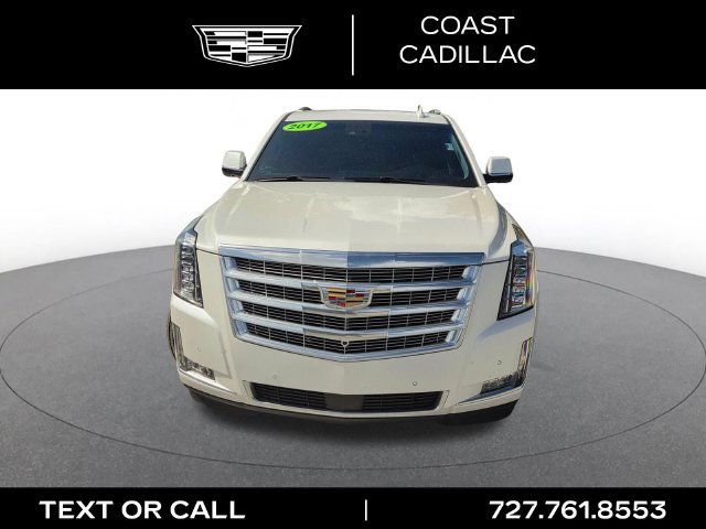 Used 2017 Cadillac Escalade Premium Luxury RWD image 2