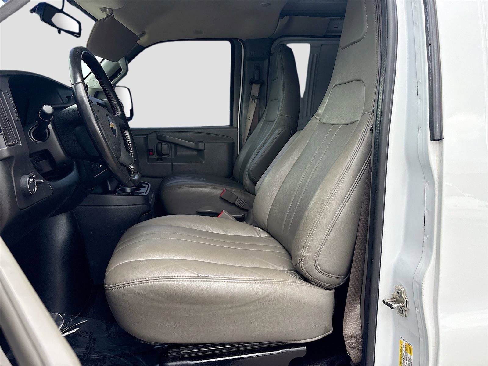 Used 2020 Chevrolet Express 2500 Extended w/ Communications Package image 19