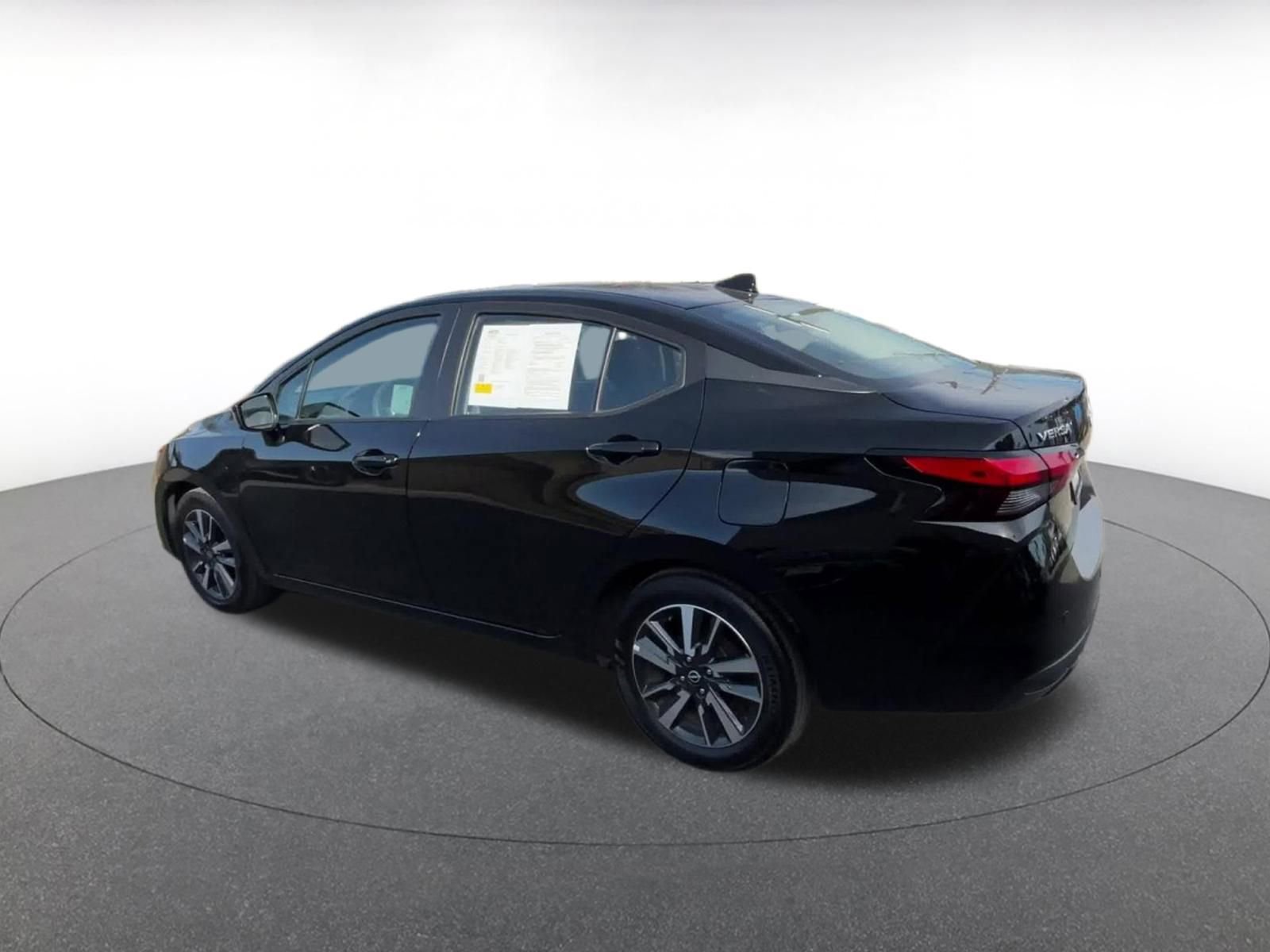 Used 2025 Nissan Versa SV image 10