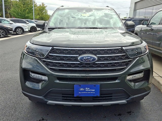Certified 2022 Ford Explorer XLT w/ Equipment Group 202A image 3