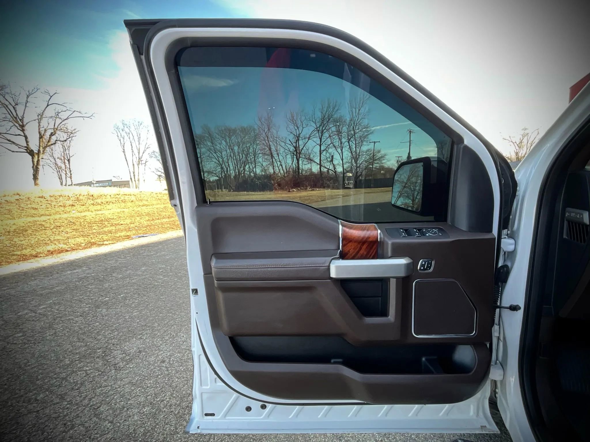 Used 2018 Ford F150 King Ranch w/ Equipment Group 601A Luxury image 21