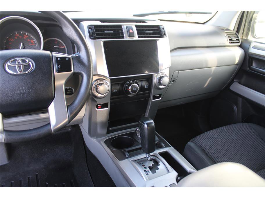 Used 2013 Toyota 4Runner SR5 w/ Convenience Pkg image 21