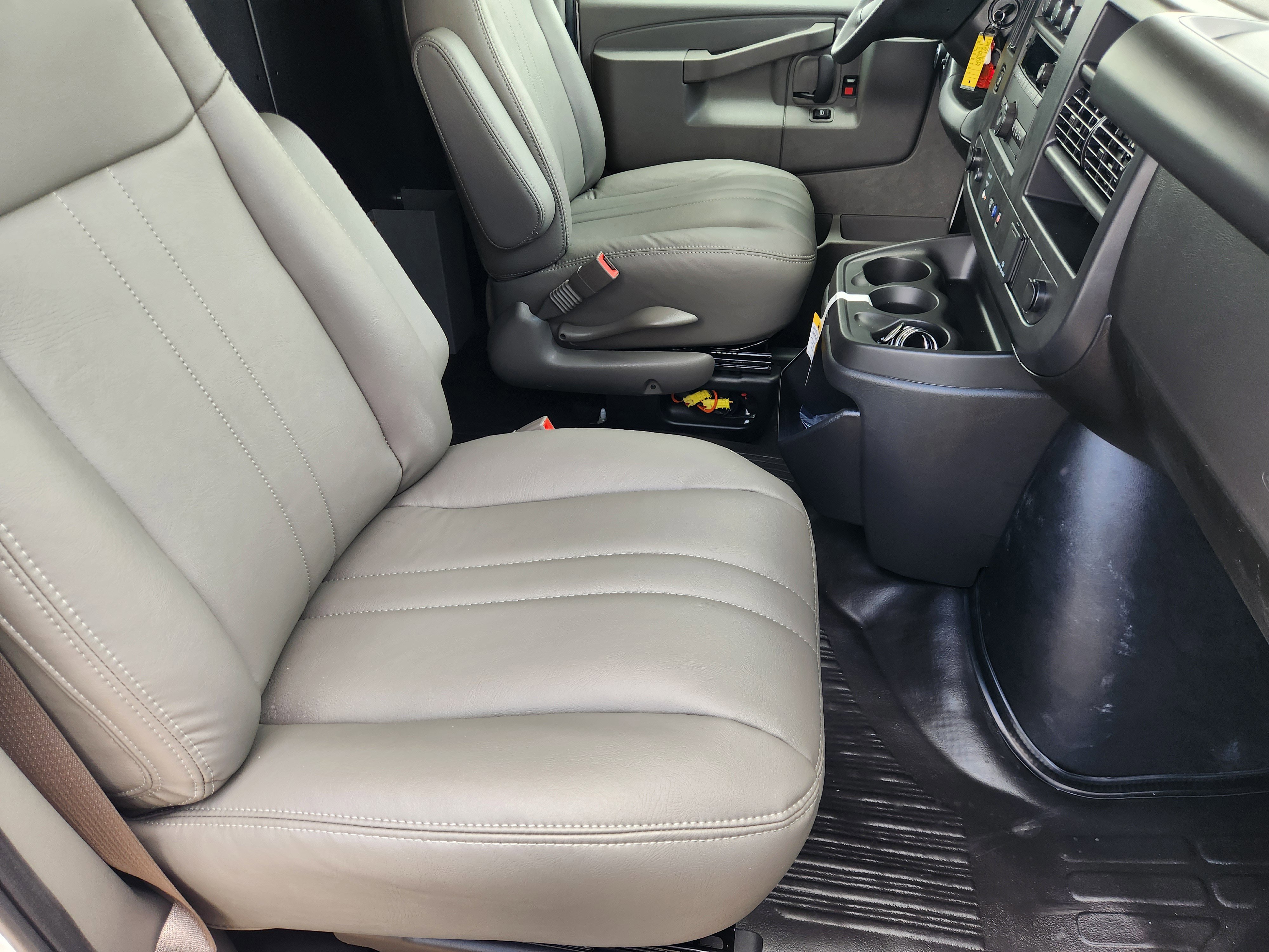 New 2025 Chevrolet Express 2500 w/ Driver Convenience Package image 17