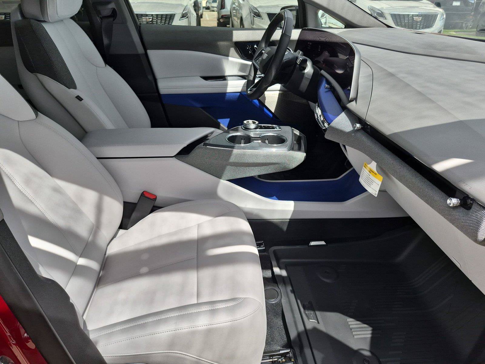 New 2027 Cadillac Optiq Sport w/ LPO, Floor Liner Package AWD/4WD image 27