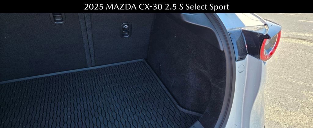 New 2025 MAZDA CX-30 AWD 2.5 S w/ Select Sport Pkg image 8