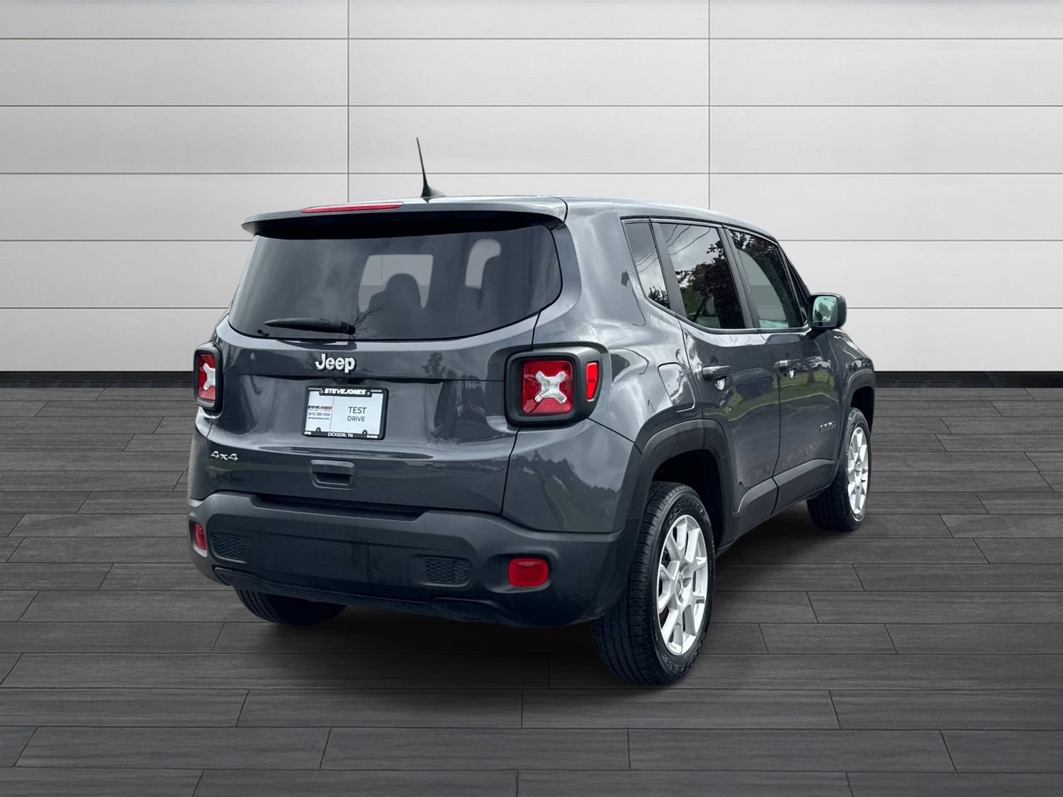 Used 2023 Jeep Renegade Latitude AWD/4WD image 5