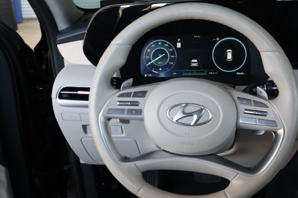 Used 2023 Hyundai Palisade Limited w/ Cargo Package FWD image 19