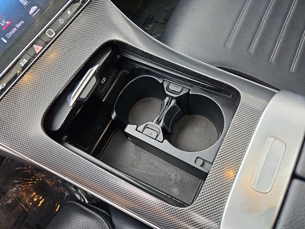 Used 2022 Mercedes-Benz C 300 Sedan image 21