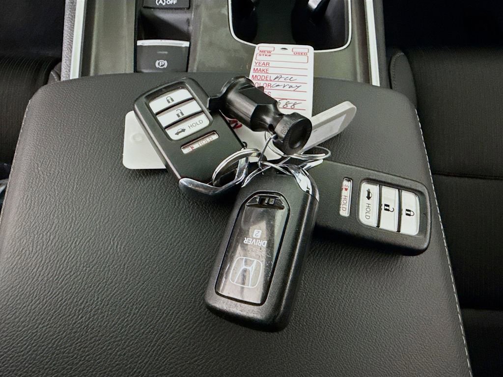 Used 2022 Honda Accord Sport image 21