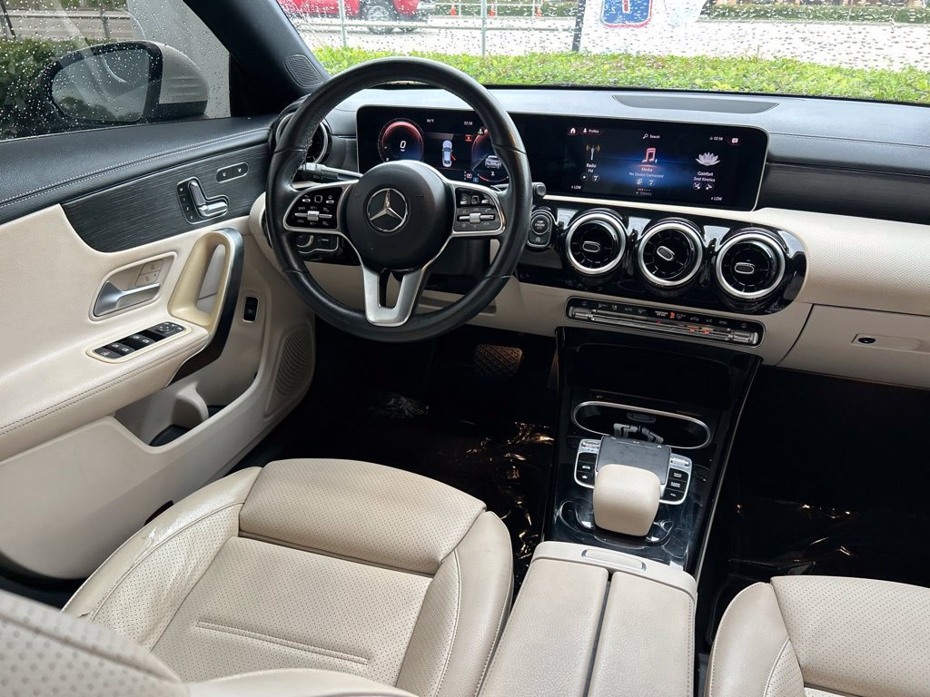 Used 2020 Mercedes-Benz CLA 250 image 9