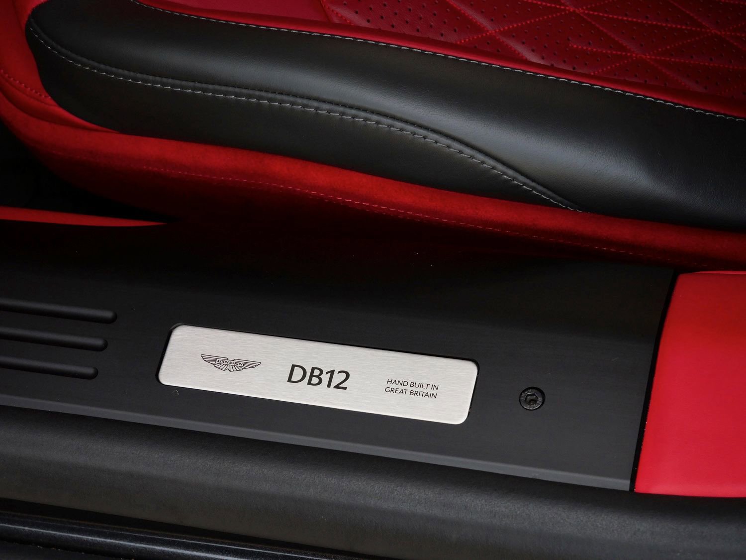 Used 2024 Aston Martin DB12 Coupe image 24