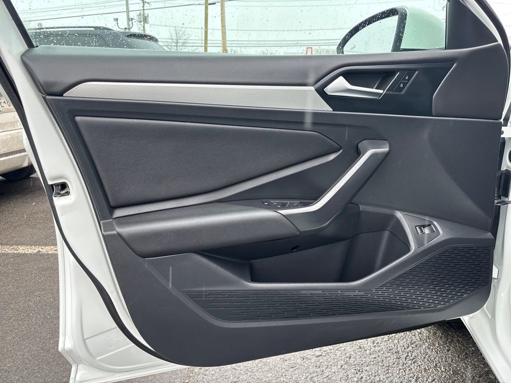 Used 2020 Volkswagen Jetta SE image 5