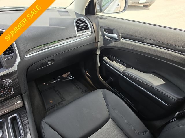 Certified 2021 Chrysler 300 Touring w/ Sport Appearance Package RWD image 12