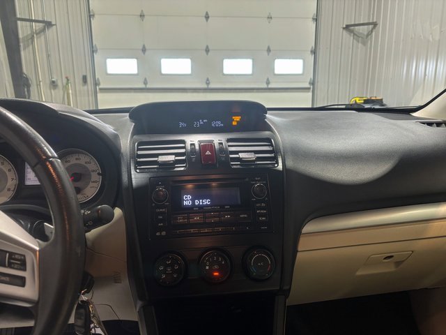 Used 2014 Subaru Impreza 2.0i Premium image 21