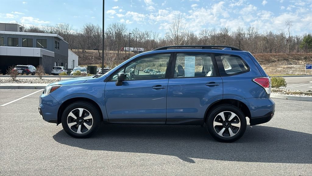 Used 2017 Subaru Forester 2.5i w/ Alloy Wheel Package AWD/4WD image 4