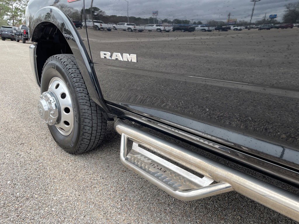 Used 2022 RAM 3500 Laramie image 11