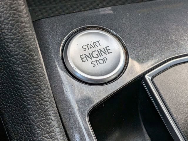 Used 2021 Volkswagen Tiguan SEL image 19