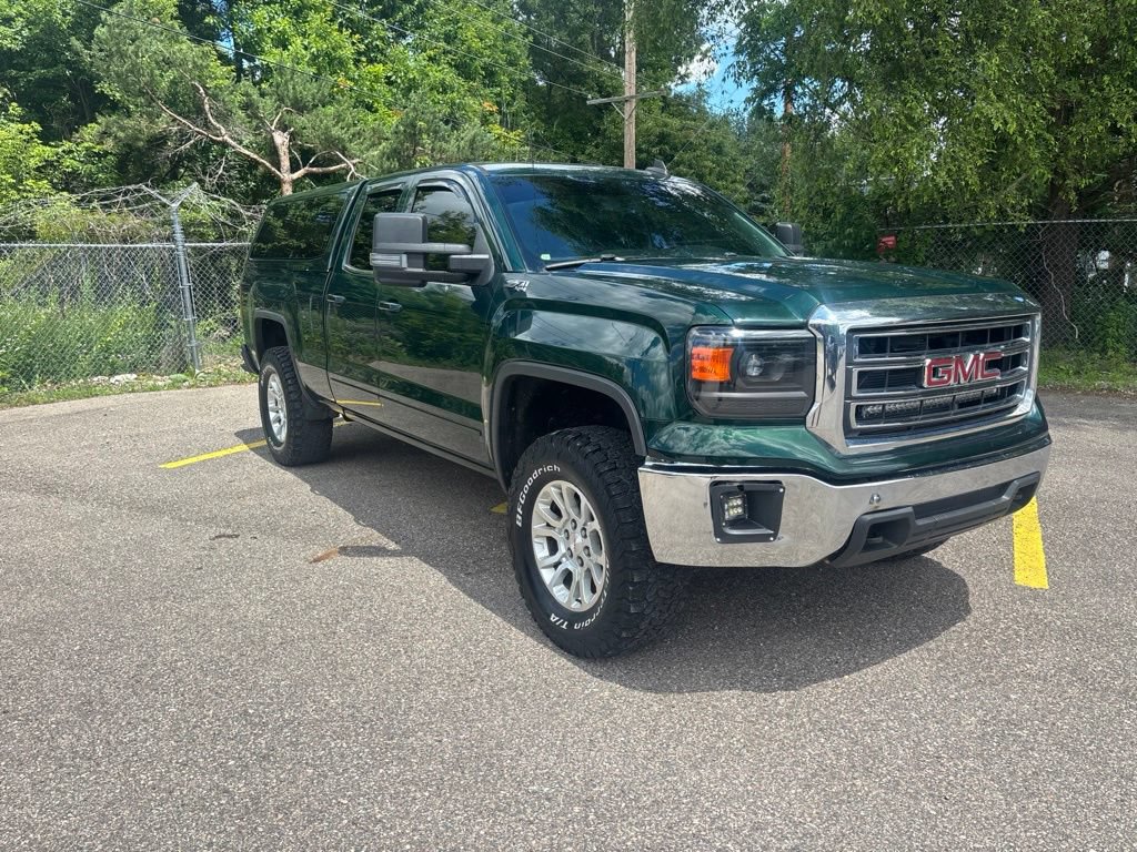 Used 2015 GMC Sierra 1500 SLE w/ SLE Value Package AWD/4WD image 2