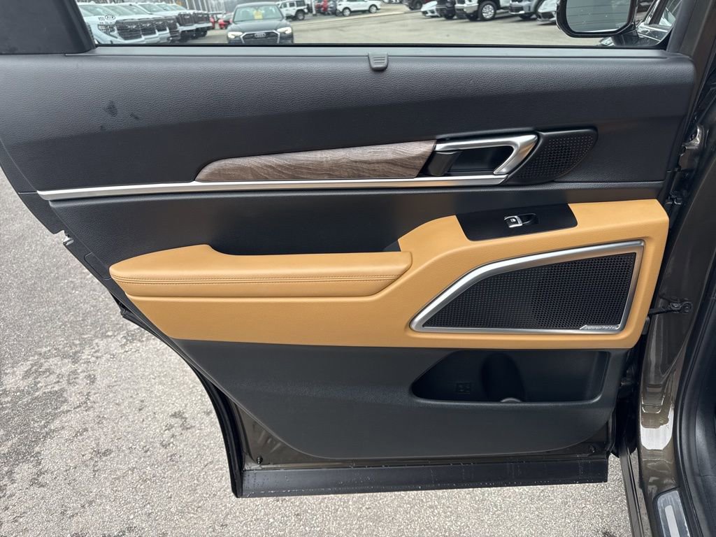 Used 2020 Kia Telluride SX image 32