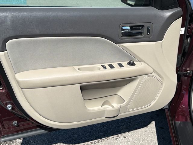 Used 2011 Ford Fusion SE w/ 201A Rapid Spec Order Code image 10