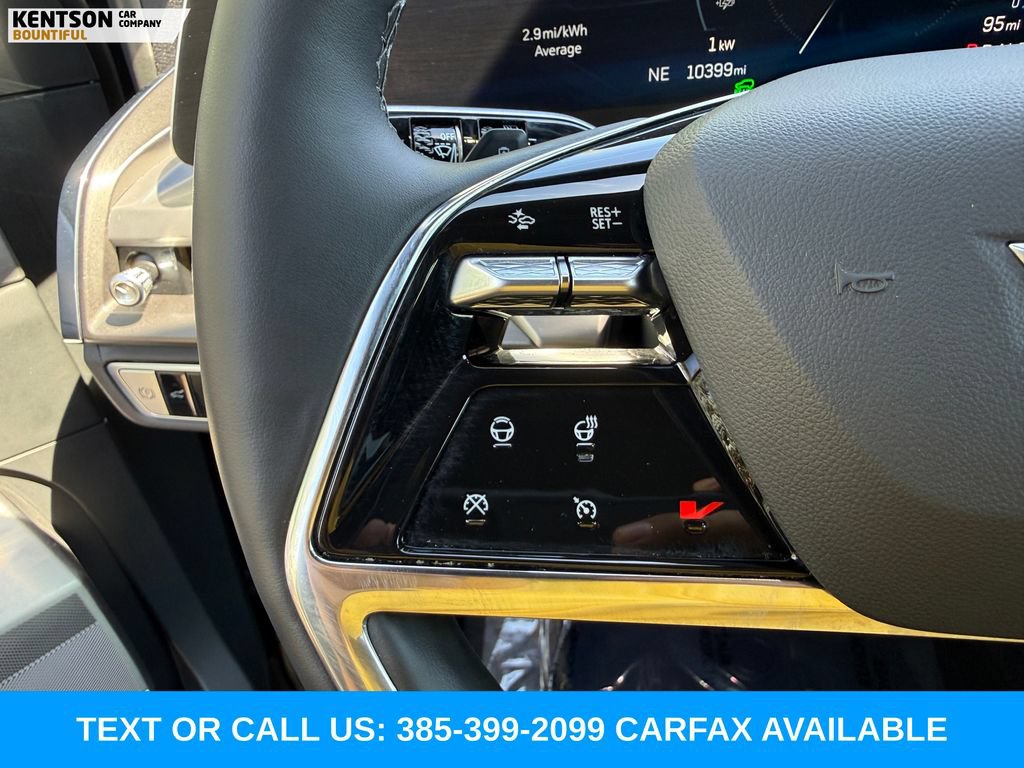 Used 2026 Cadillac Vistiq Sport w/ LPO, Floor Liner Package AWD/4WD image 17