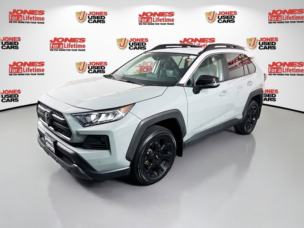 Certified 2020 Toyota RAV4 TRD Off-Road AWD/4WD image 15
