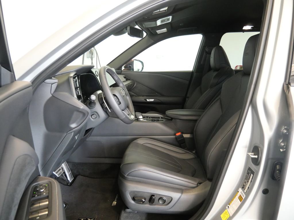 Certified 2025 Lexus TX 500h AWD w/ Technology Package image 14