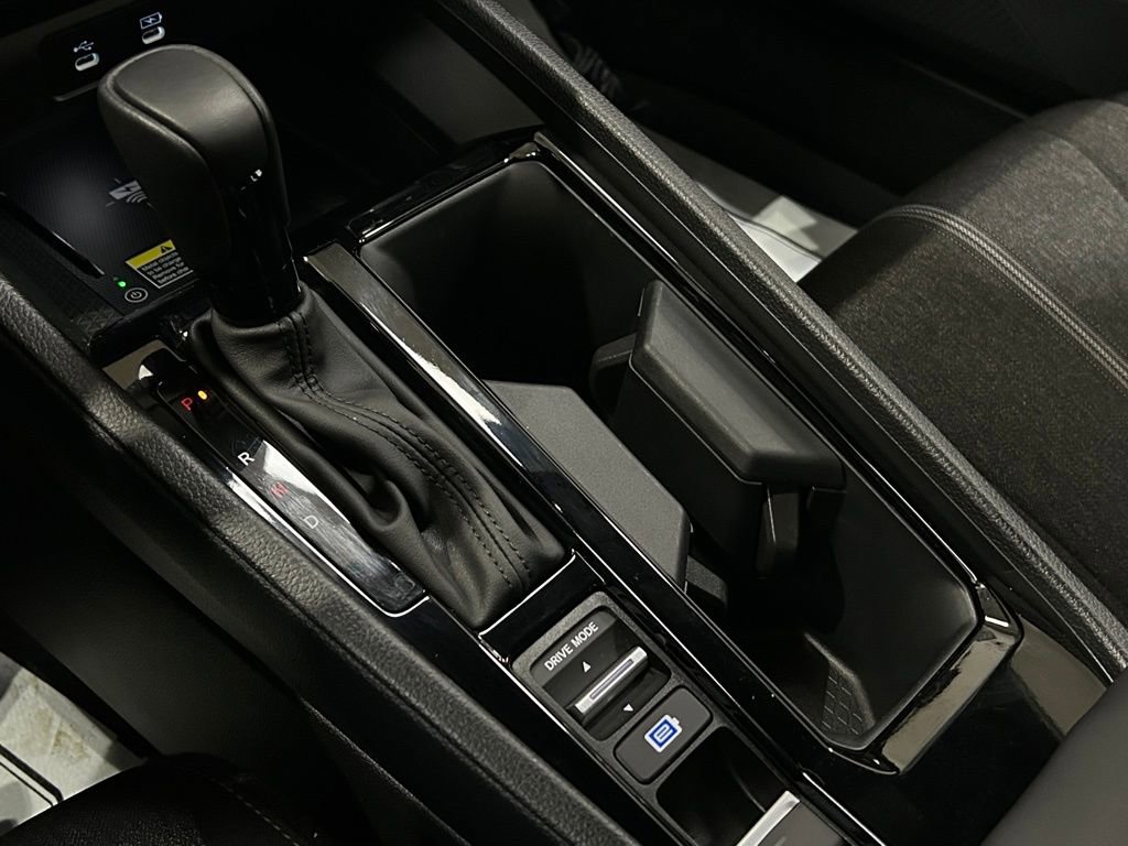 Used 2025 Honda Accord Sport image 24