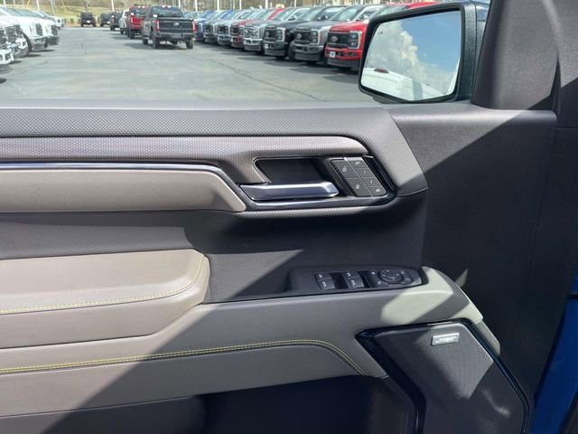 Used 2024 Chevrolet Silverado 1500 ZR2 w/ Technology Package image 12