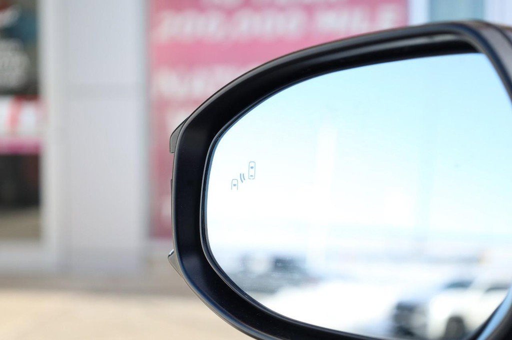 New 2025 Toyota Crown Platinum image 21