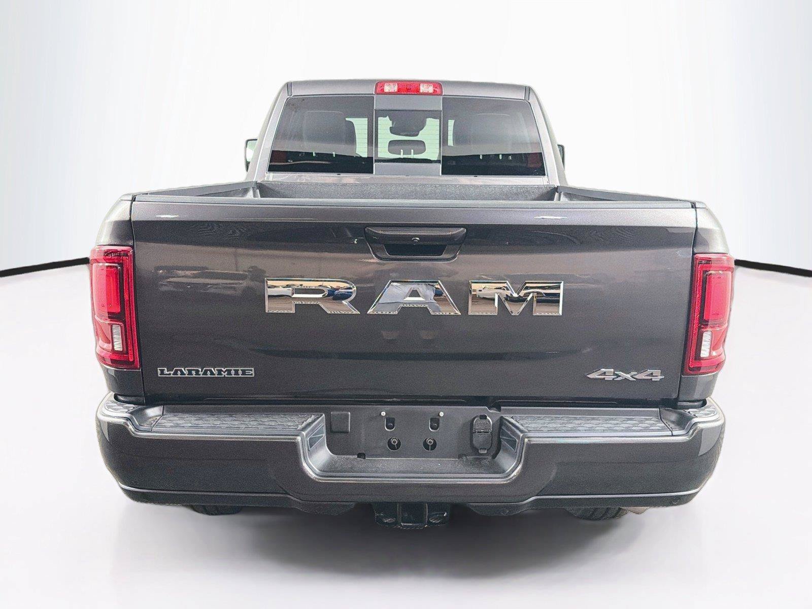 Used 2026 RAM 2500 Laramie AWD/4WD image 10
