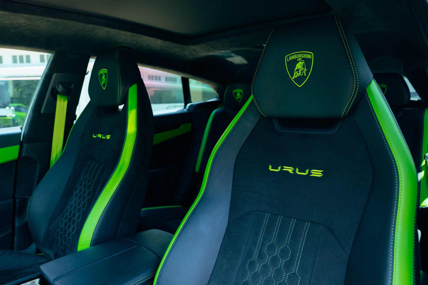 Used 2024 Lamborghini Urus S AWD/4WD image 12