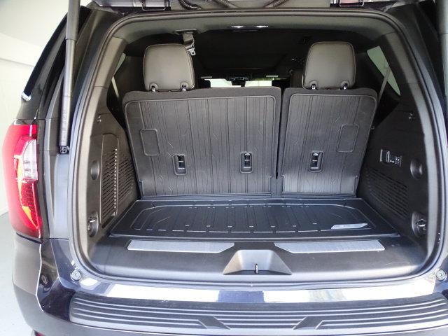 Certified 2026 GMC Yukon Denali Ultimate w/ LPO, Floor Liner Package AWD/4WD image 22