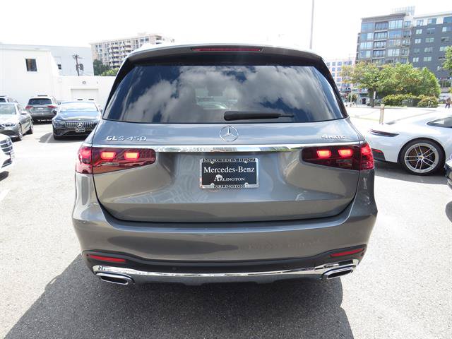 Used 2025 Mercedes-Benz GLS 450 4MATIC image 3