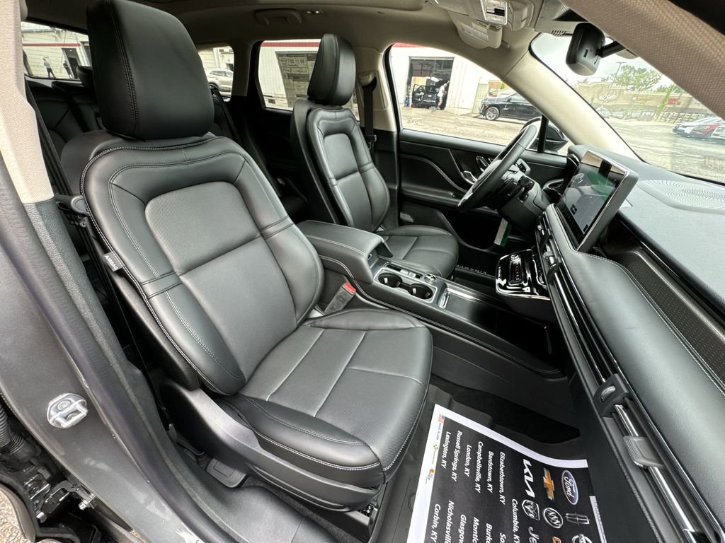 New 2024 Lincoln Corsair Grand Touring AWD/4WD image 25