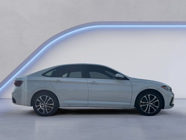 Certified 2026 Volkswagen Jetta Sport FWD image 4