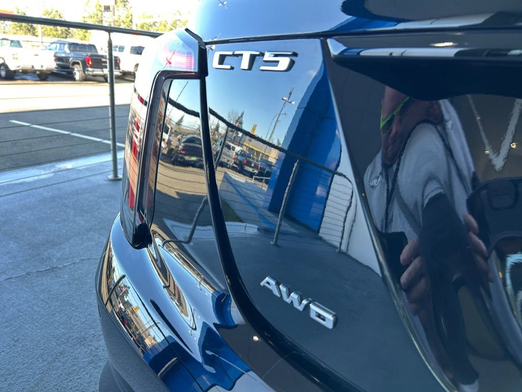 Used 2025 Cadillac CT5 V w/ Technology Package image 32