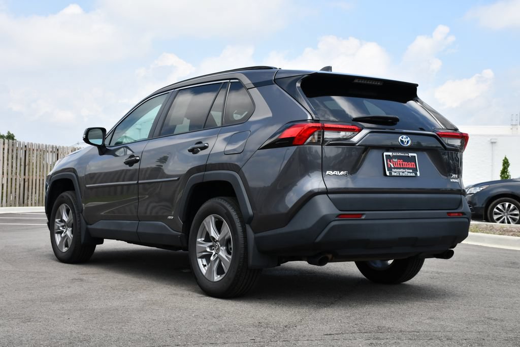 Used 2024 Toyota RAV4 XLE w/ Convenience Package AWD/4WD image 5