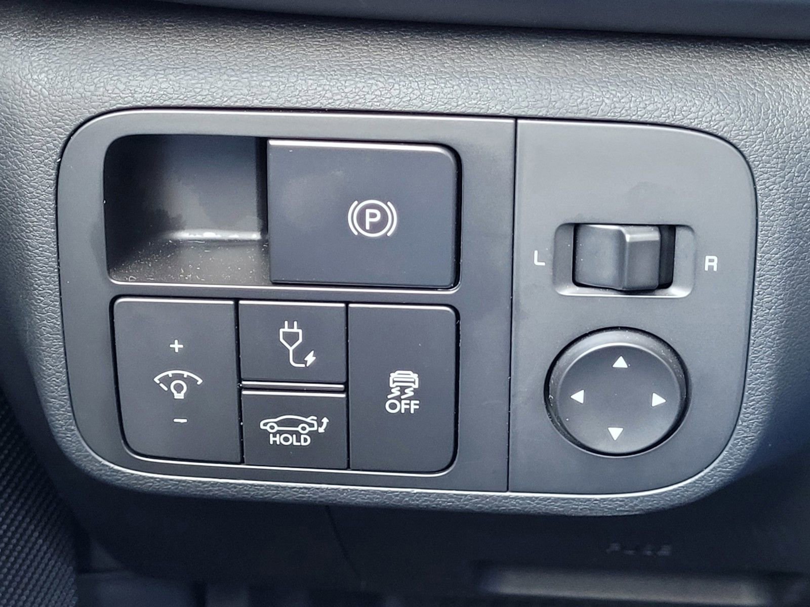 Certified 2024 Hyundai Ioniq 6 SEL image 31