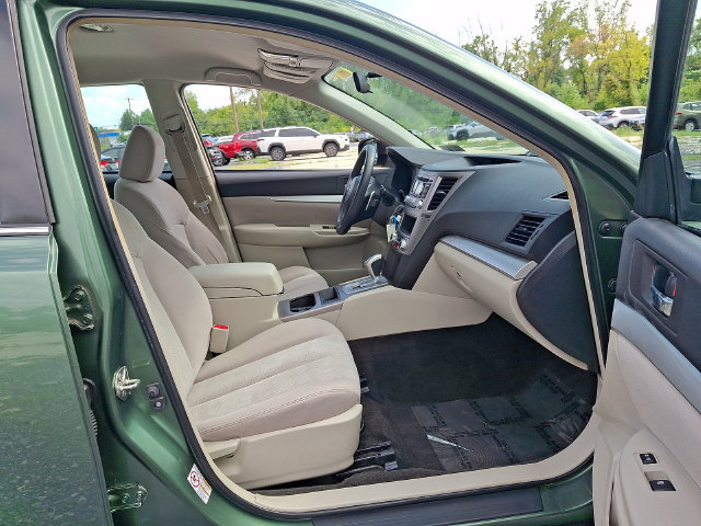 Used 2013 Subaru Outback 2.5i AWD/4WD image 39