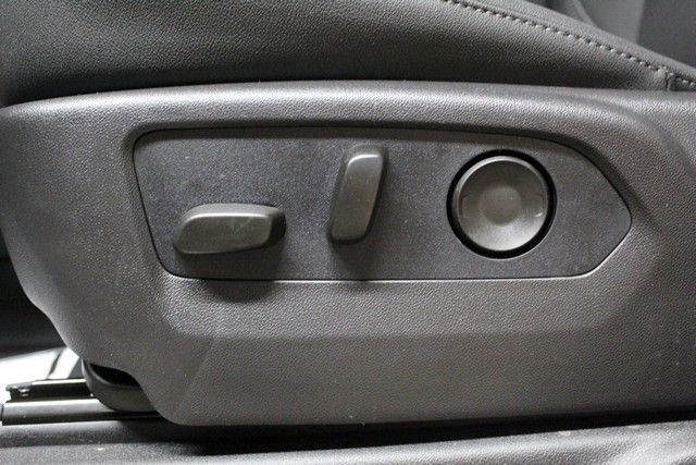 New 2026 GMC Sierra 1500 SLT w/ SLT Premium Plus Package image 18