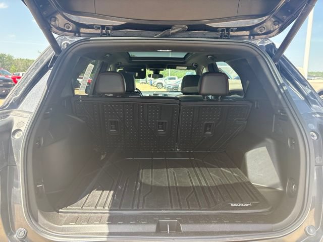 Used 2022 Chevrolet Equinox RS w/ RS Leather Package AWD/4WD image 36